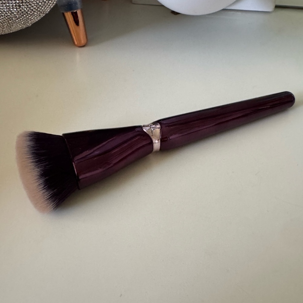 Anisa Beauty Buffing Bronzer Brush Vegan & Cruelty Free - Picture 2 of 8